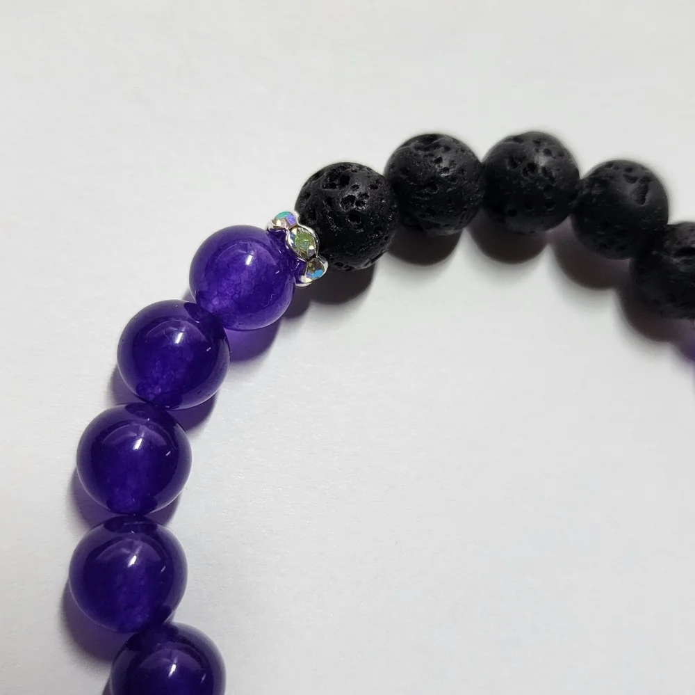 Amethyst purple and lava rock essential oil diffuser aromatherapy bracelet NWT